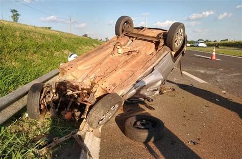 josewelto tavares|Acidente entre caminhões na Rodovia Raposo Tavares mata .